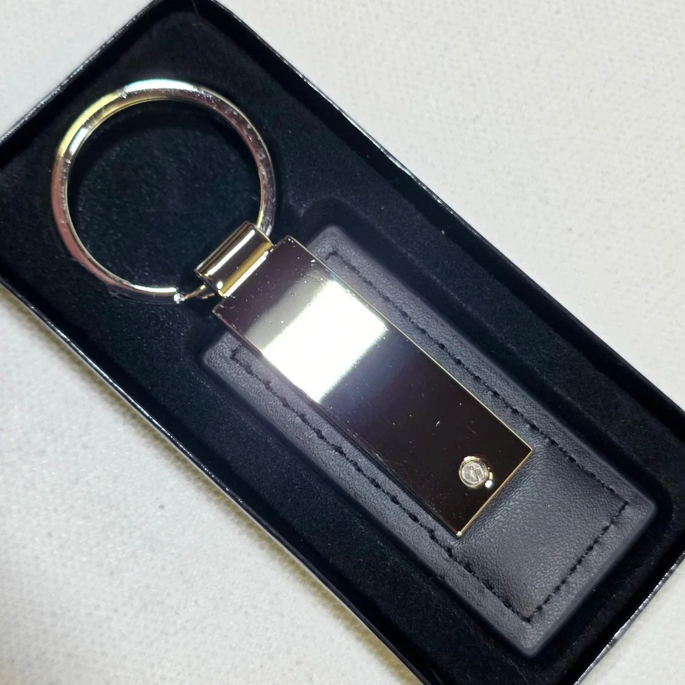 Mercedes-Benz Keychain Luxury Black Silver Los Angeles Dealership Fob Boxed